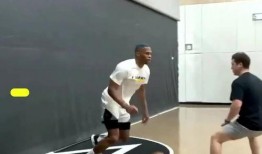 著名训练师爆料视频播放,视频播放背后的惊人真相